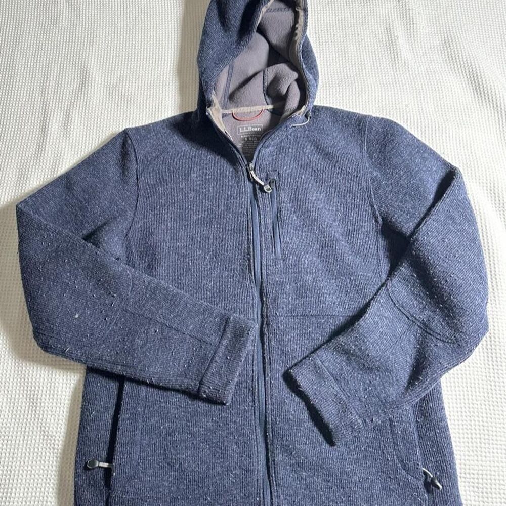 Women’s Slightly fitted size small regular L.L.Bean navy blue zip up hoodie